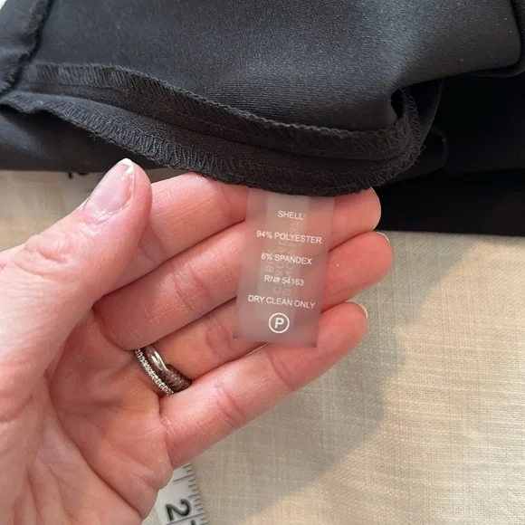 Calvin Klein Tailored Black Dress,‎ Size 2 - Picture 10 of 10